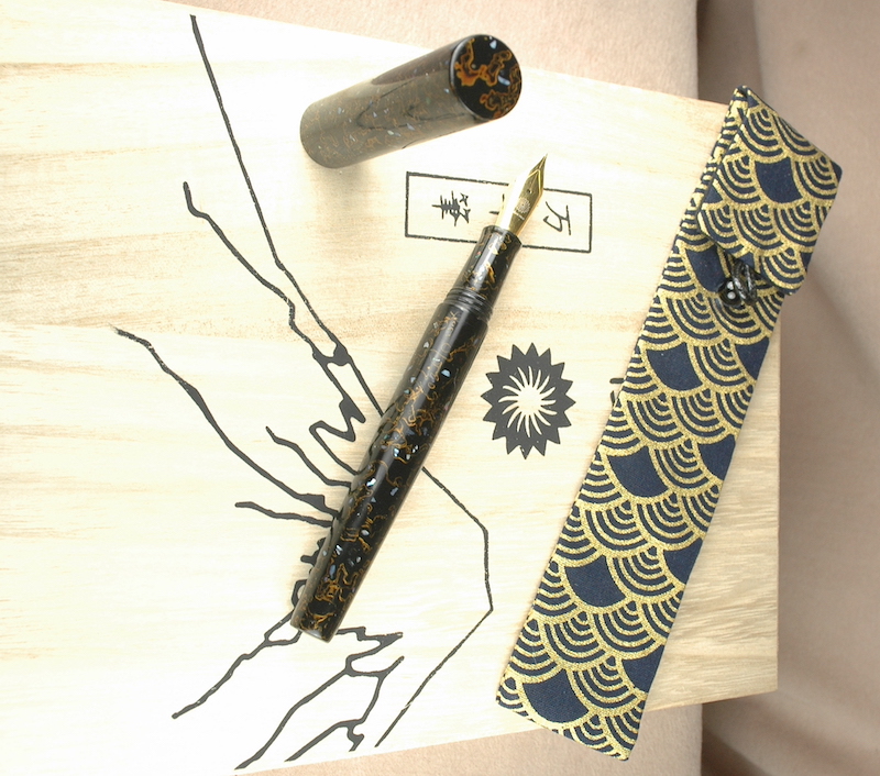 Pre-Owned Pens: 6502: Wancher: Sekai Saihi Urushi